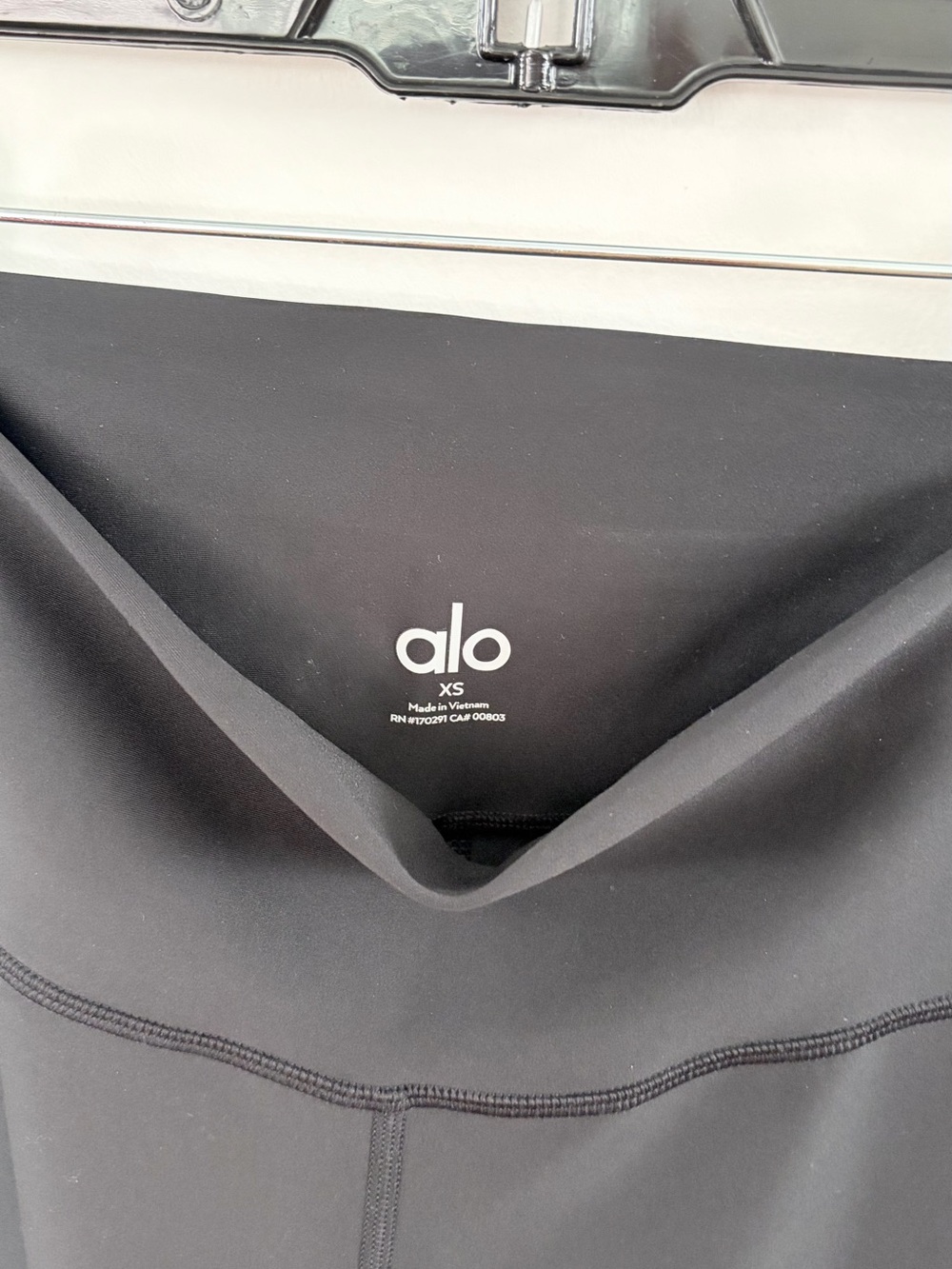 alo airbrush legging - Picture 8 of 9